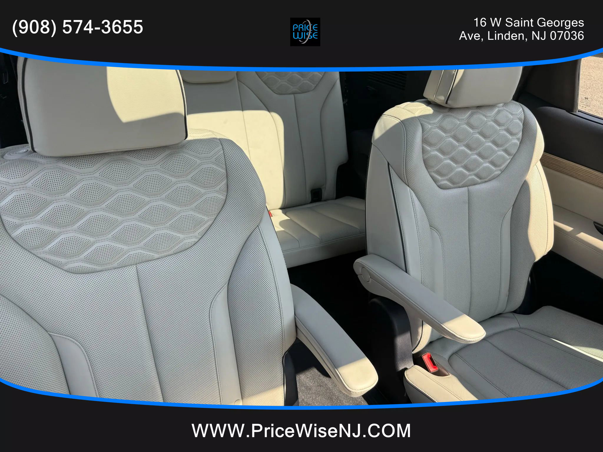 Used 2021 Hyundai Palisade Limited w/ Winter Package image 23