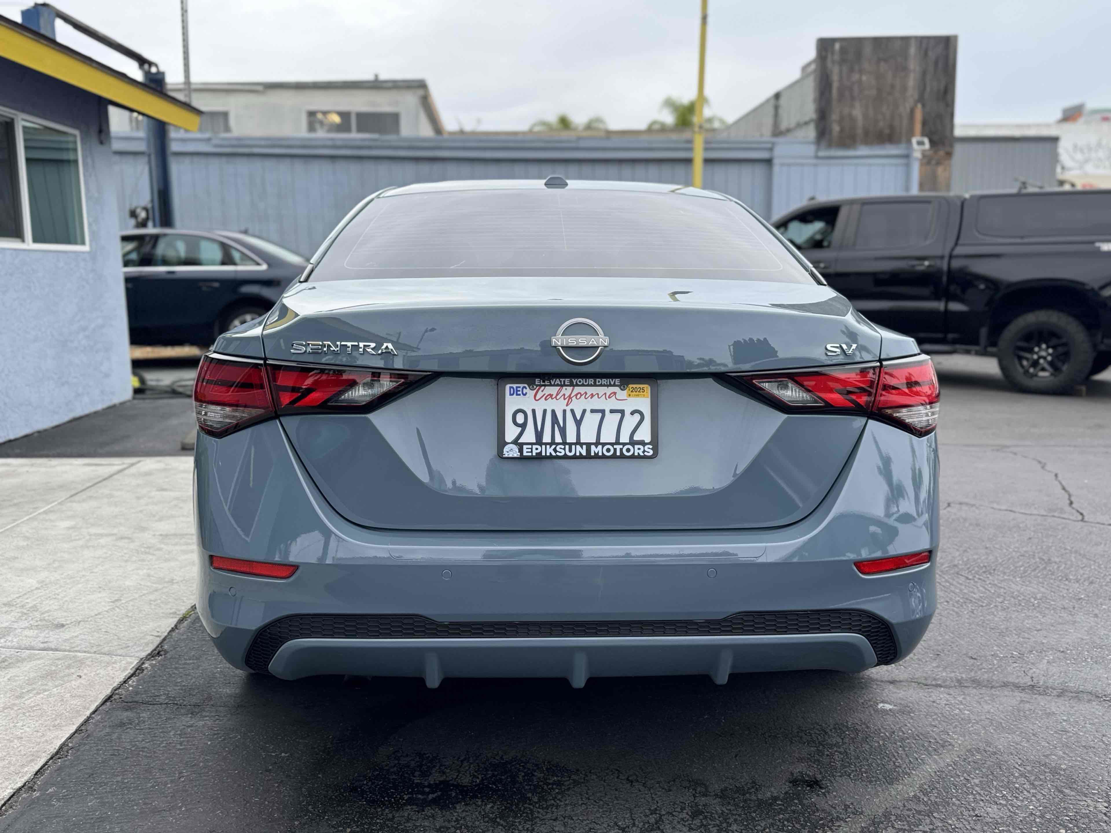 Used 2024 Nissan Sentra SV FWD image 7