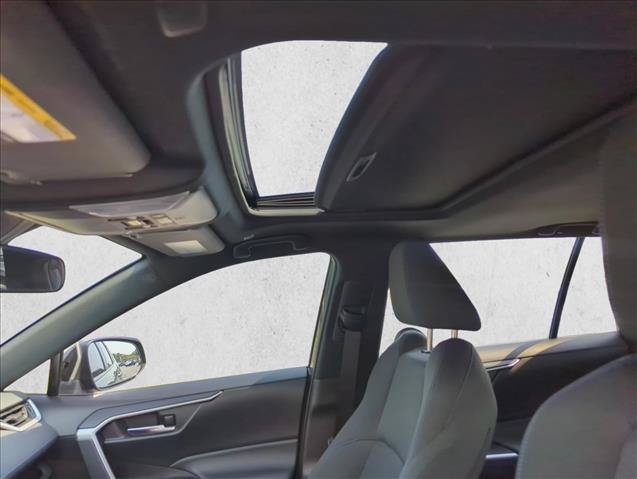Certified 2025 Toyota RAV4 SE w/ Convenience Package AWD/4WD image 21
