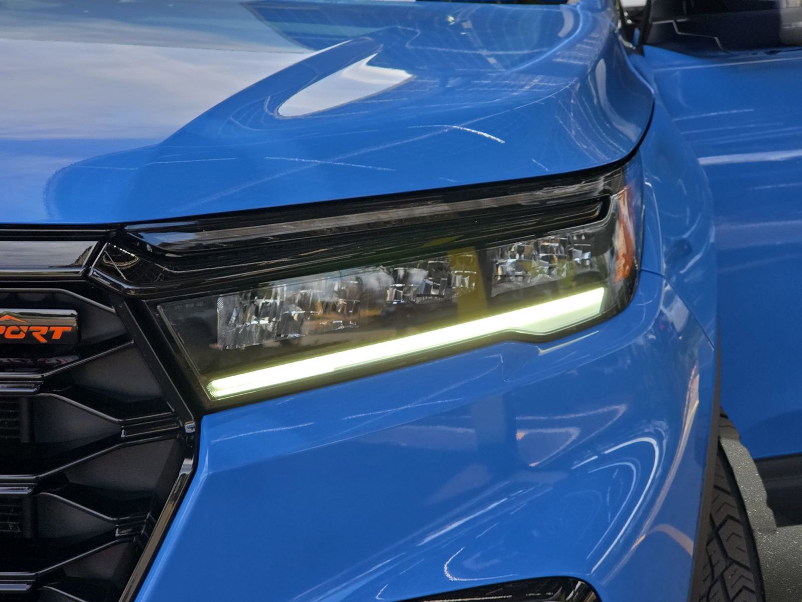 Certified 2025 Honda Pilot TrailSport image 34