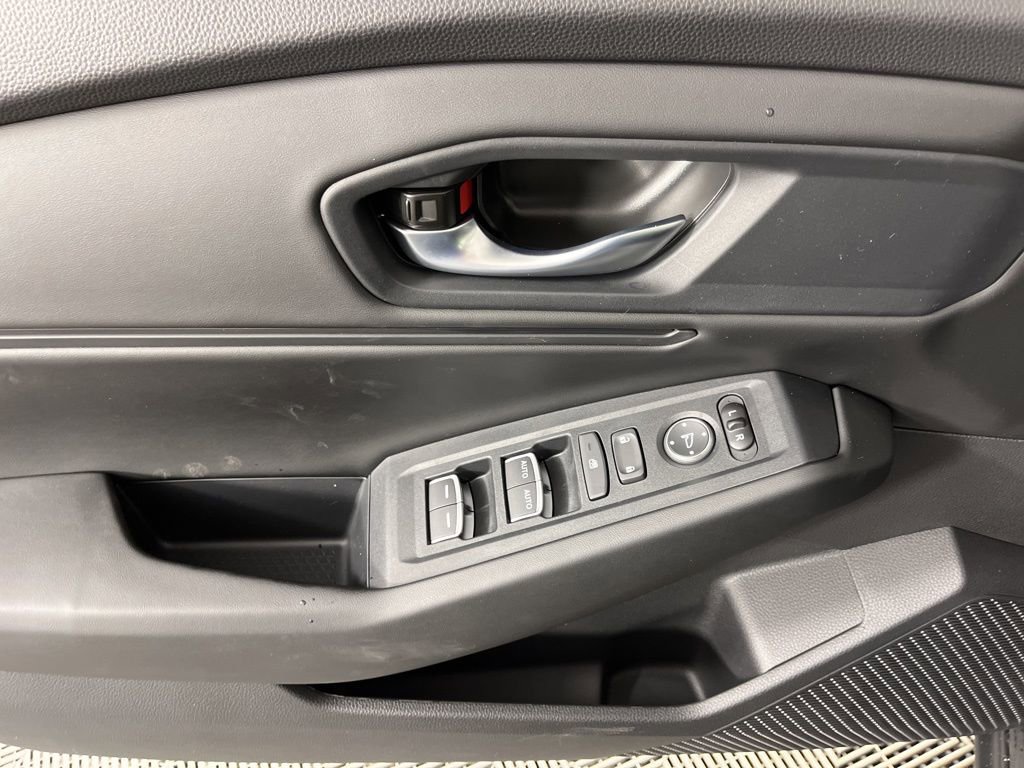 New 2025 Honda Accord SE image 24