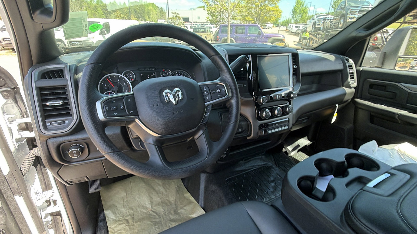 New 2026 RAM 5500 Tradesman w/ Chrome Appearance Group image 27