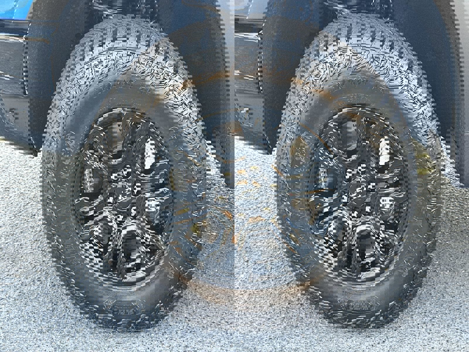 Certified 2025 Chevrolet Silverado 1500 ZR2 w/ Technology Package image 13