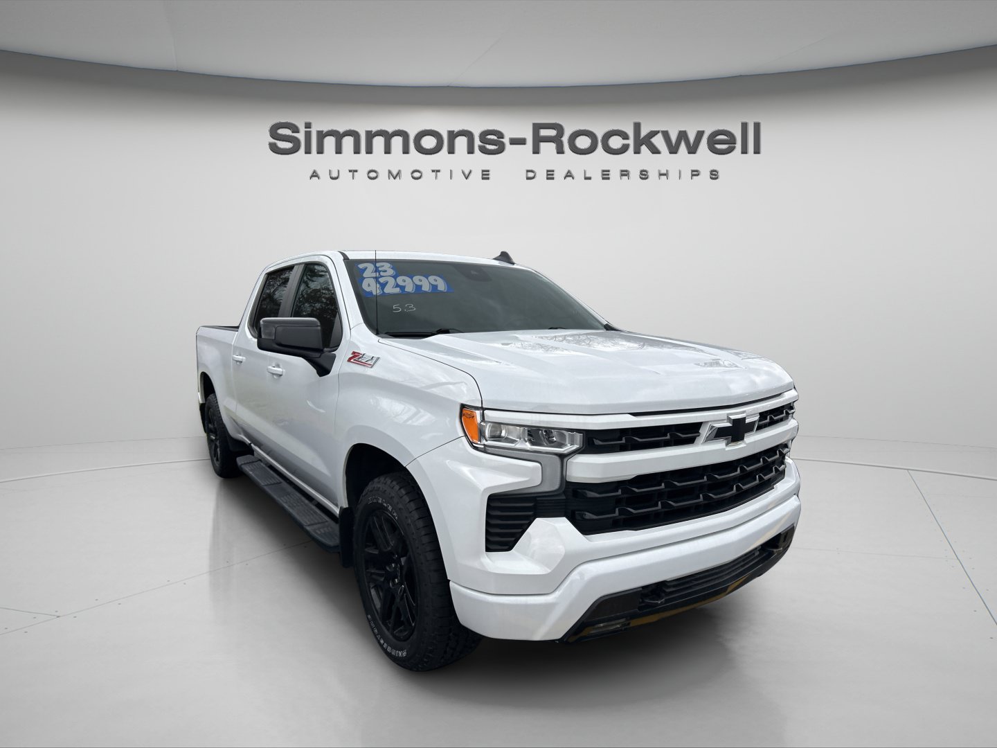 Used 2023 Chevrolet Silverado 1500 RST AWD/4WD image 5
