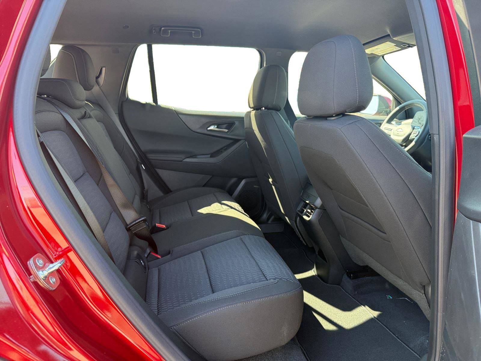 New 2026 Chevrolet Equinox LT FWD image 23