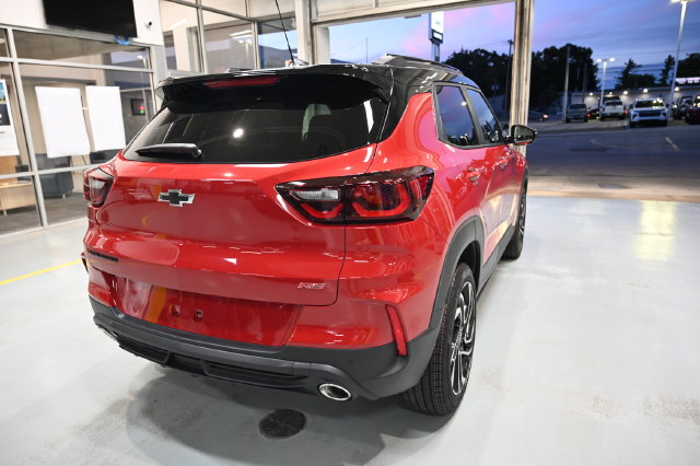 New 2026 Chevrolet TrailBlazer RS w/ Convenience Package FWD image 5