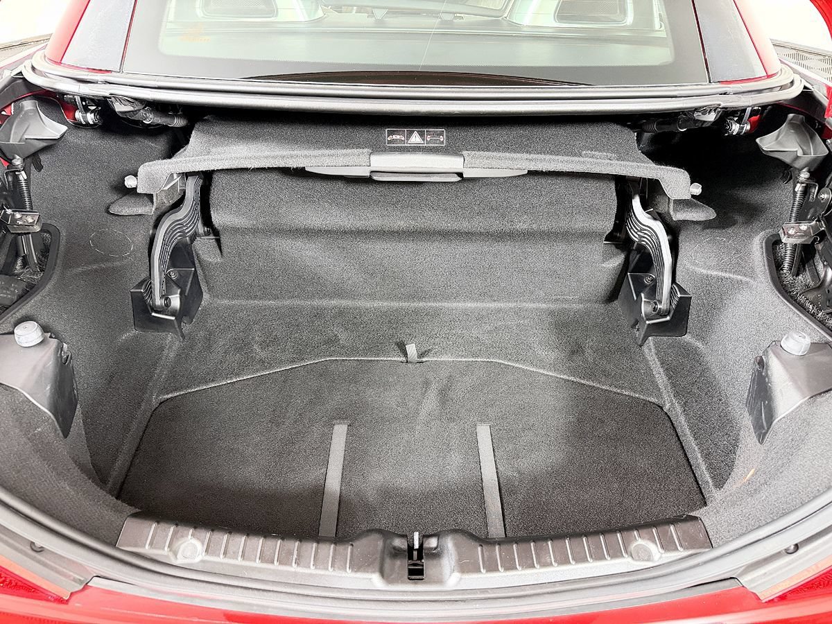 Used 2015 Mercedes-Benz SLK 250 image 29