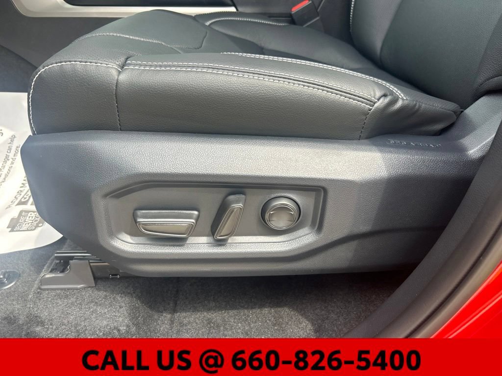 New 2026 Toyota Tundra SR5 AWD/4WD image 17