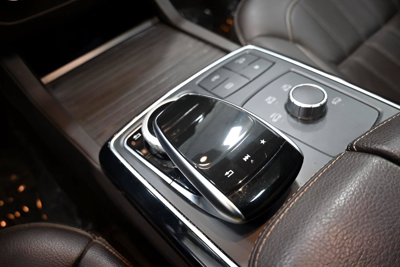 Used 2019 Mercedes-Benz GLS 450 4MATIC w/ Premium 1 Package image 23