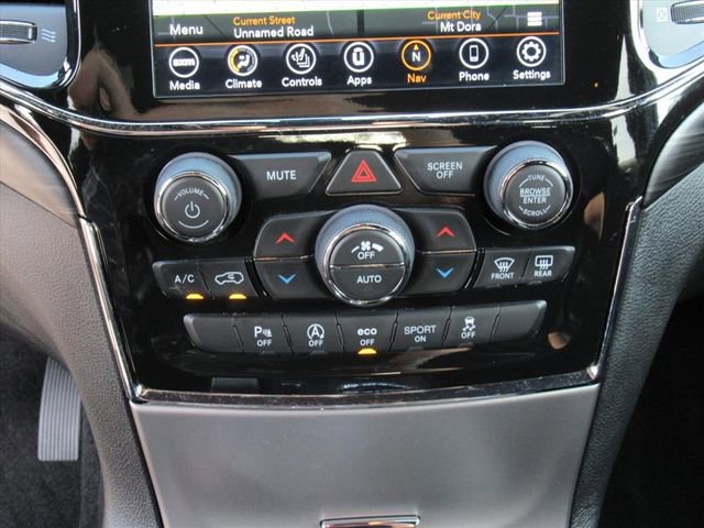 Used 2021 Jeep Grand Cherokee Laredo X image 23