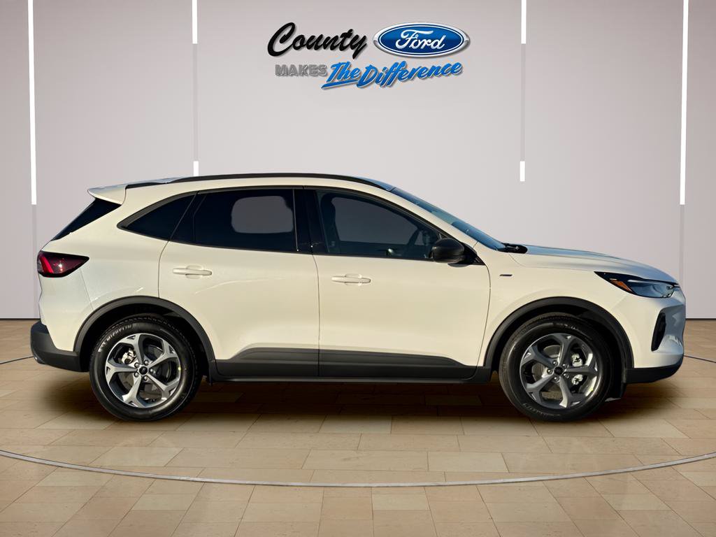 New 2026 Ford Escape ST-Line w/ Tech Pack #1 FWD image 7