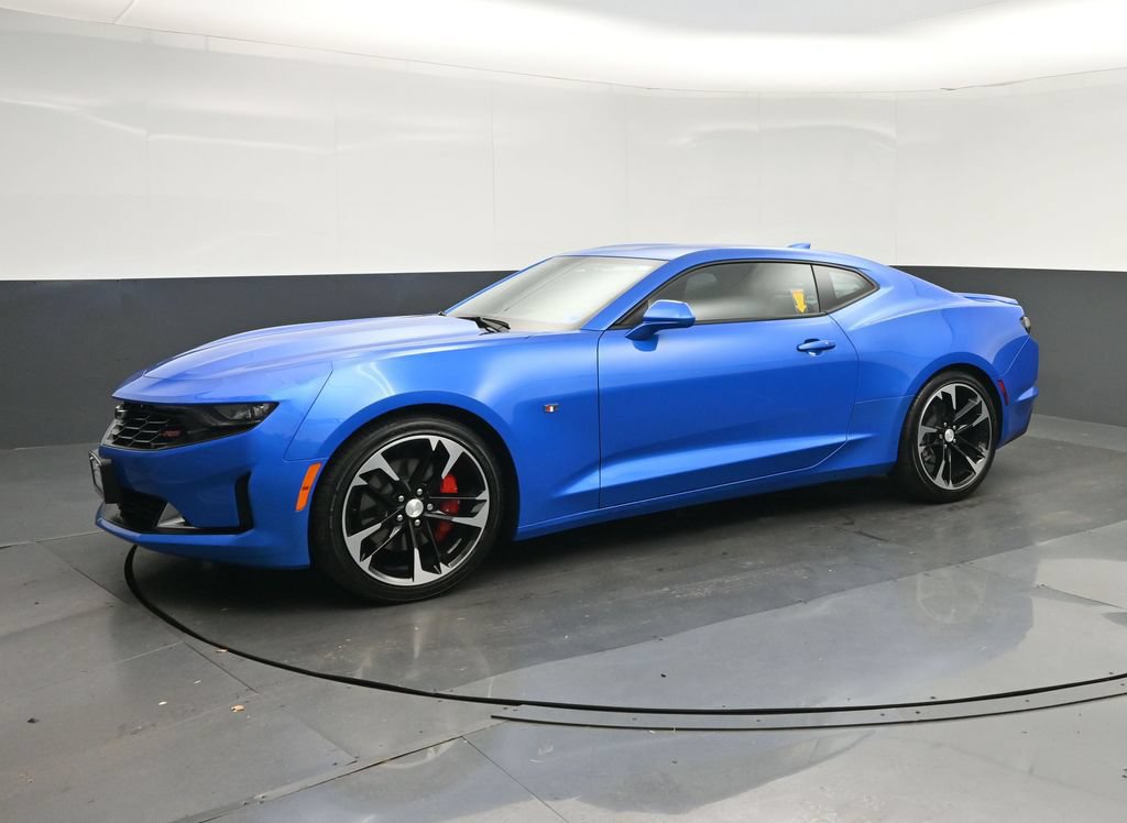 Used 2024 Chevrolet Camaro LT w/ RS Package RWD image 3