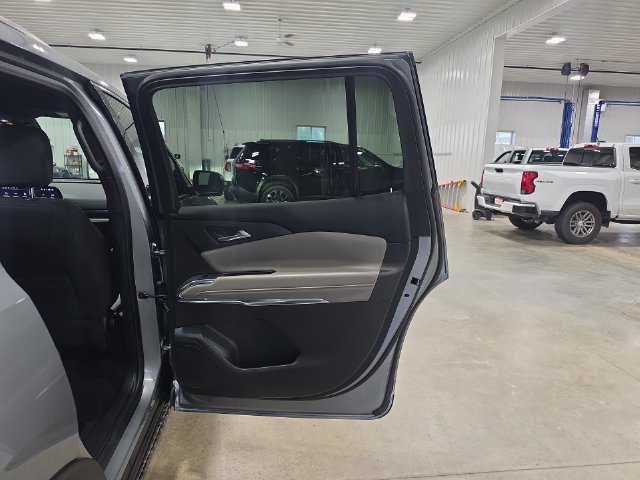 Used 2026 Chevrolet Traverse LT w/ Driver Confidence Package AWD/4WD image 30