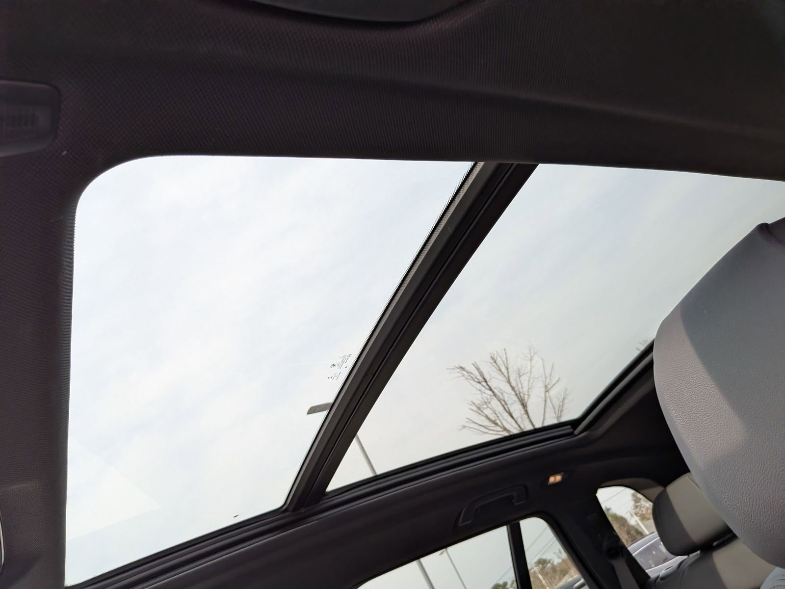 Used 2022 BMW X5 xDrive40i w/ Premium Package image 27