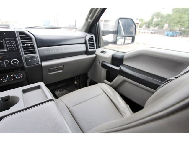 Used 2019 Ford F550 4x4 Crew Cab Super Duty image 9