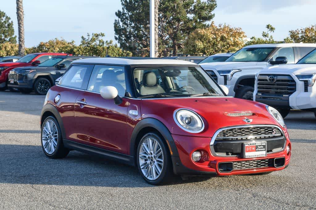 Used 2018 MINI Cooper S FWD image 3