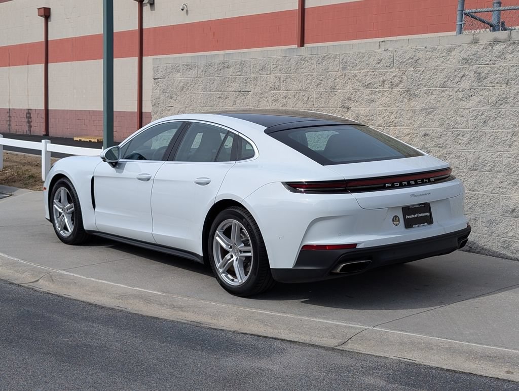 Certified 2025 Porsche Panamera RWD image 4