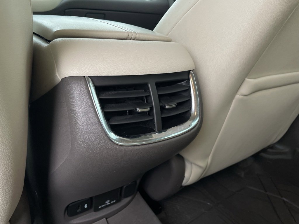 Used 2021 Chevrolet Malibu Premier image 27