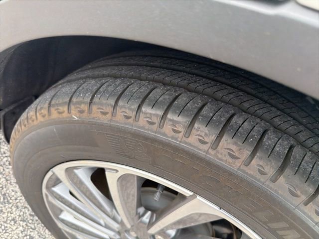 Used 2023 Lincoln Corsair Reserve FWD image 7