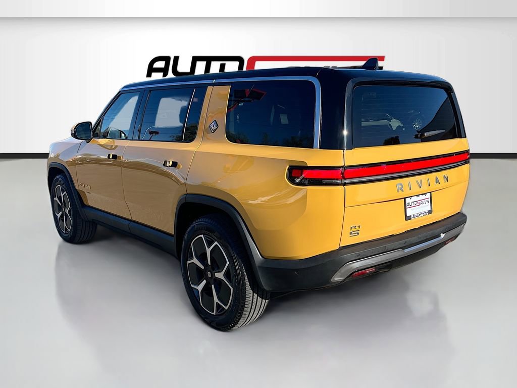 Used 2023 Rivian R1S Adventure image 5