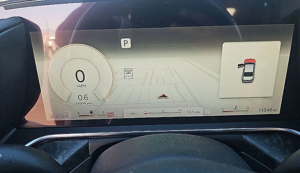 Used 2024 Genesis G90 3.5T image 6