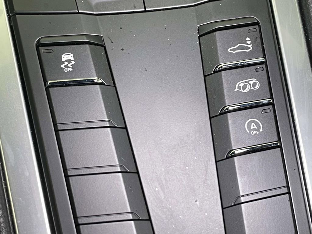 Certified 2025 Porsche 718 Cayman S image 26