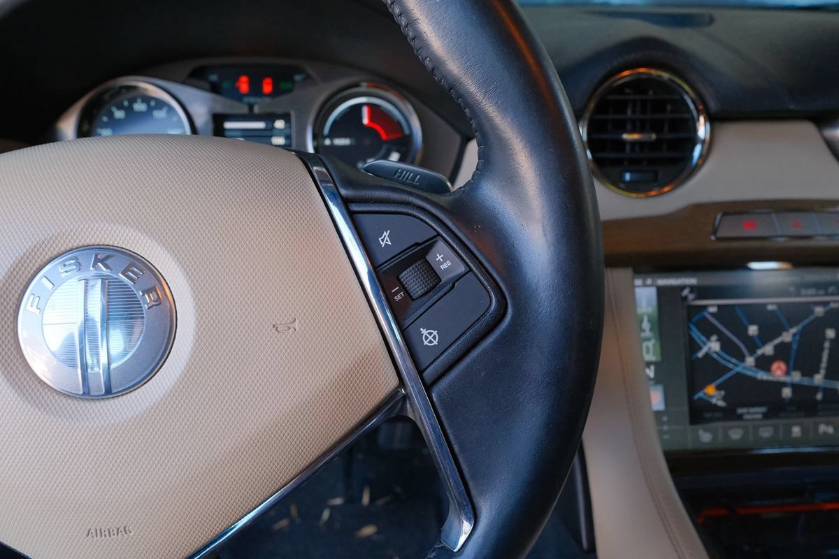 Used 2012 Fisker Karma EcoSport RWD image 19