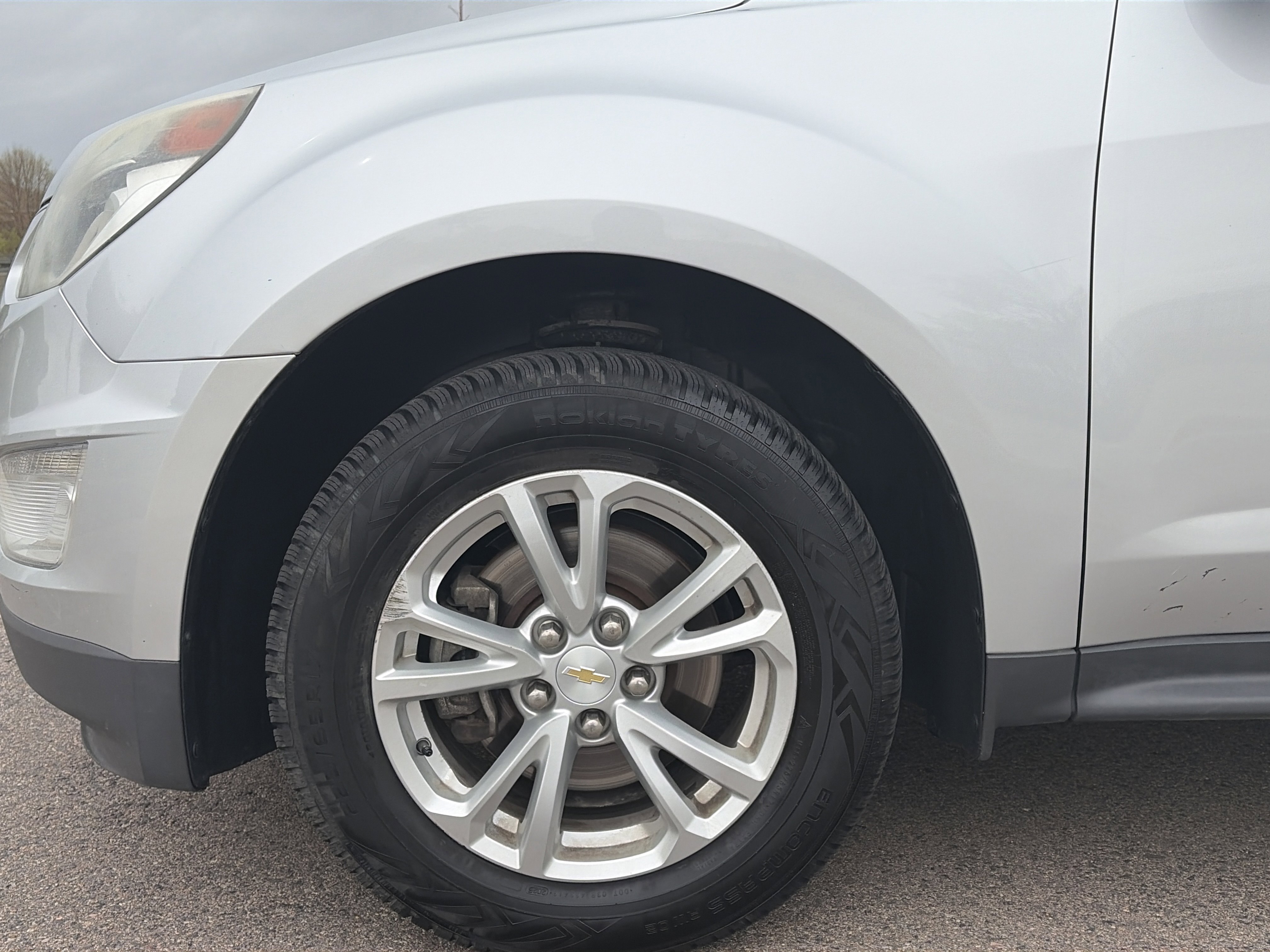 Used 2017 Chevrolet Equinox LT w/ Convenience Package image 10