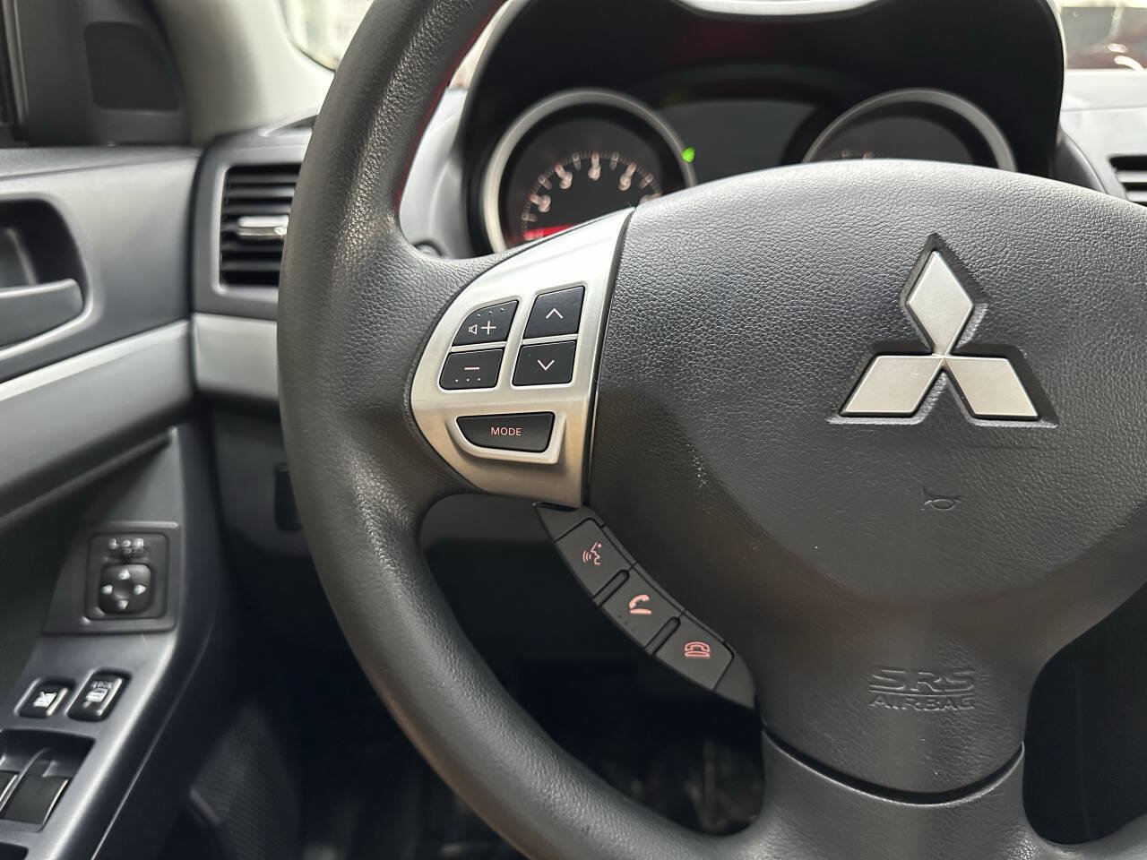 Used 2011 Mitsubishi Lancer ES FWD image 21