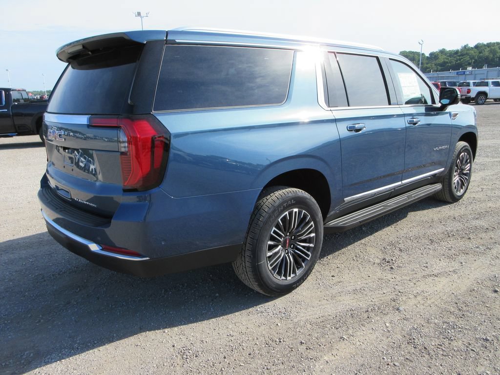 New 2026 GMC Yukon XL Elevation w/ Elevation Premium Package AWD/4WD image 4