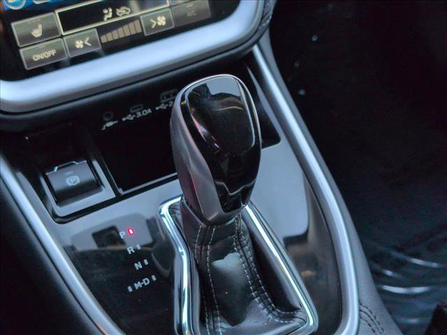 Used 2025 Subaru Outback Premium image 12