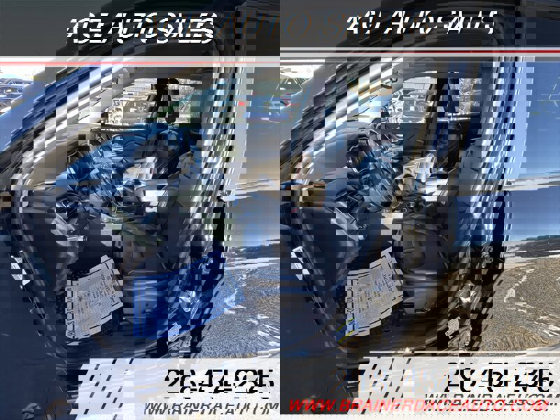 Used 2020 Jeep Cherokee Trailhawk w/ Cold Weather Group image 12