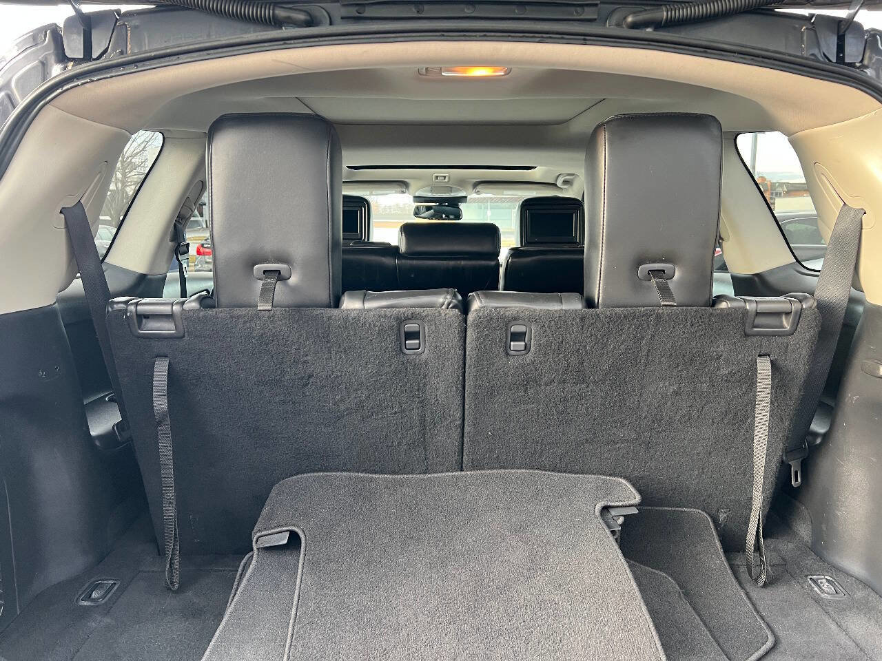 Used 2013 INFINITI JX35 AWD w/ Premium Pkg image 15