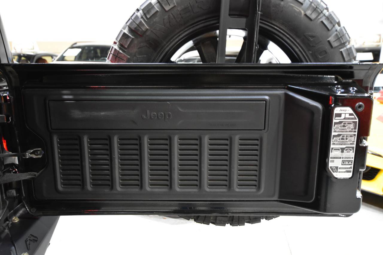 Used 2018 Jeep Wrangler Unlimited Rubicon AWD/4WD image 53