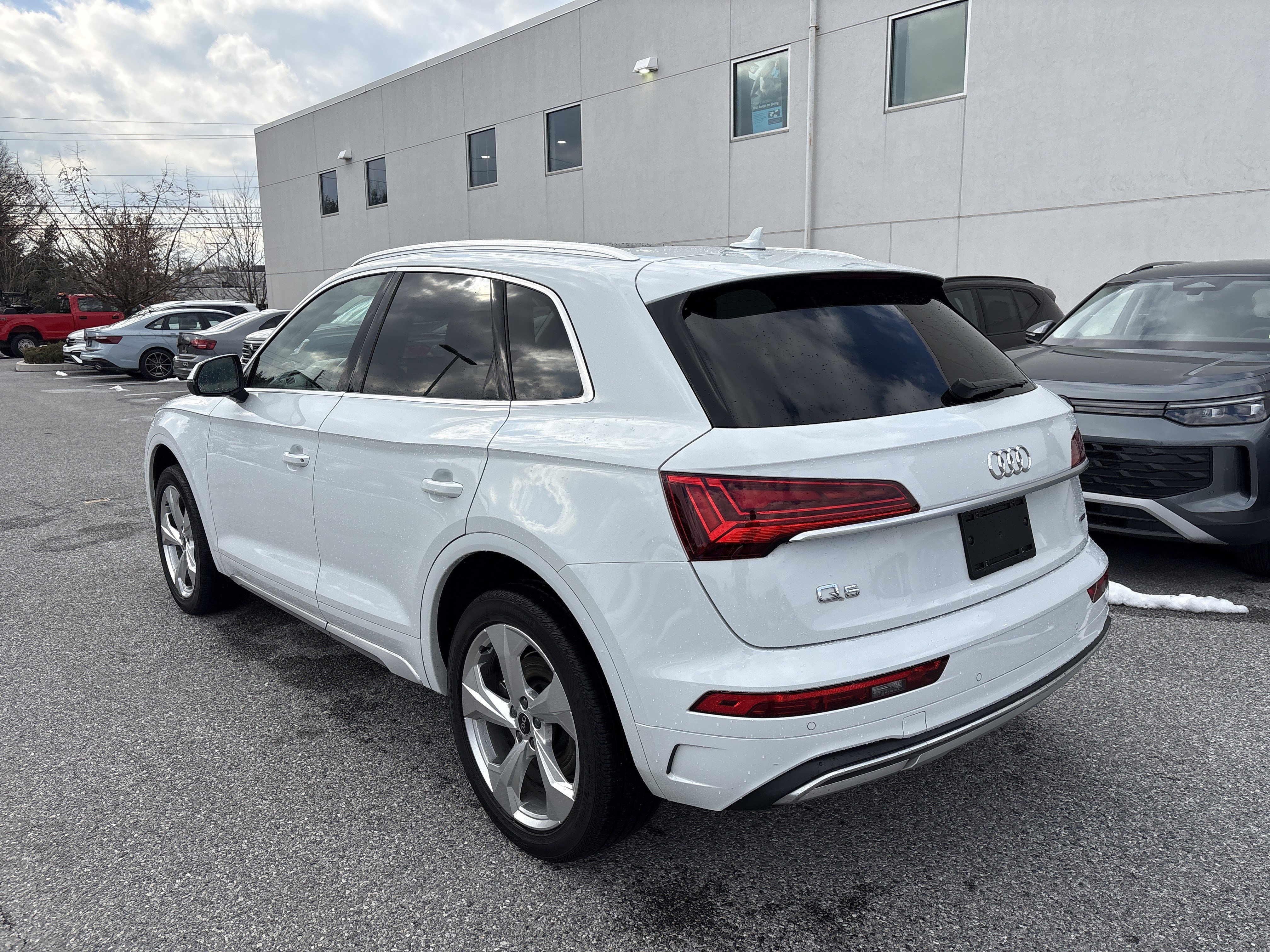 Used 2021 Audi Q5 Premium Plus w/ Premium Plus Package image 15