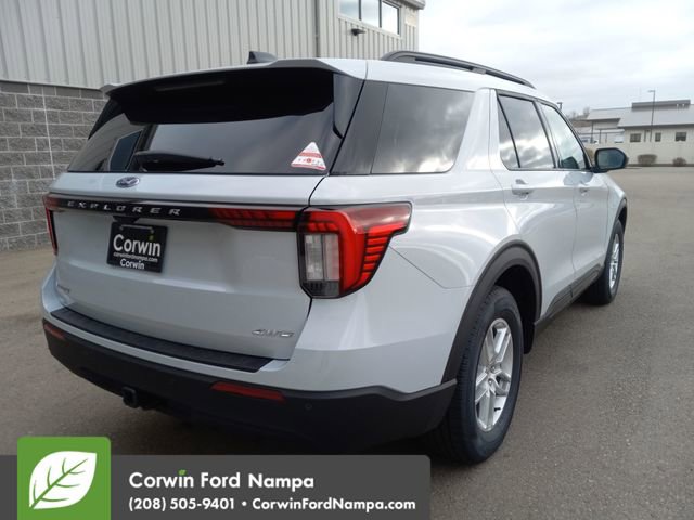 New 2026 Ford Explorer Active image 3