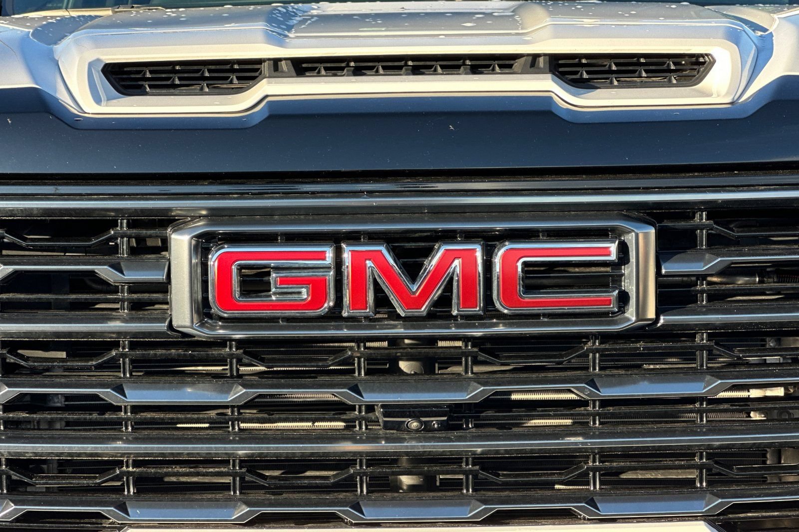 Used 2025 GMC Sierra 2500 AT4 w/ AT4 Premium Plus Package AWD/4WD image 47