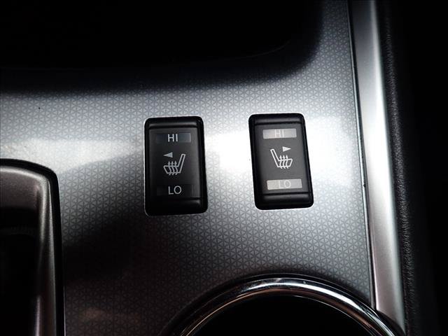 Used 2019 Nissan Pathfinder SL AWD/4WD image 21