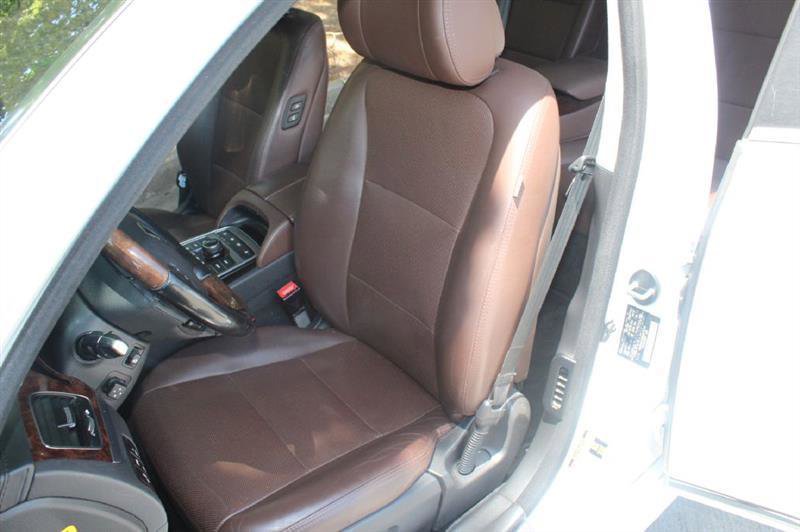 Used 2014 Hyundai Equus Signature image 11