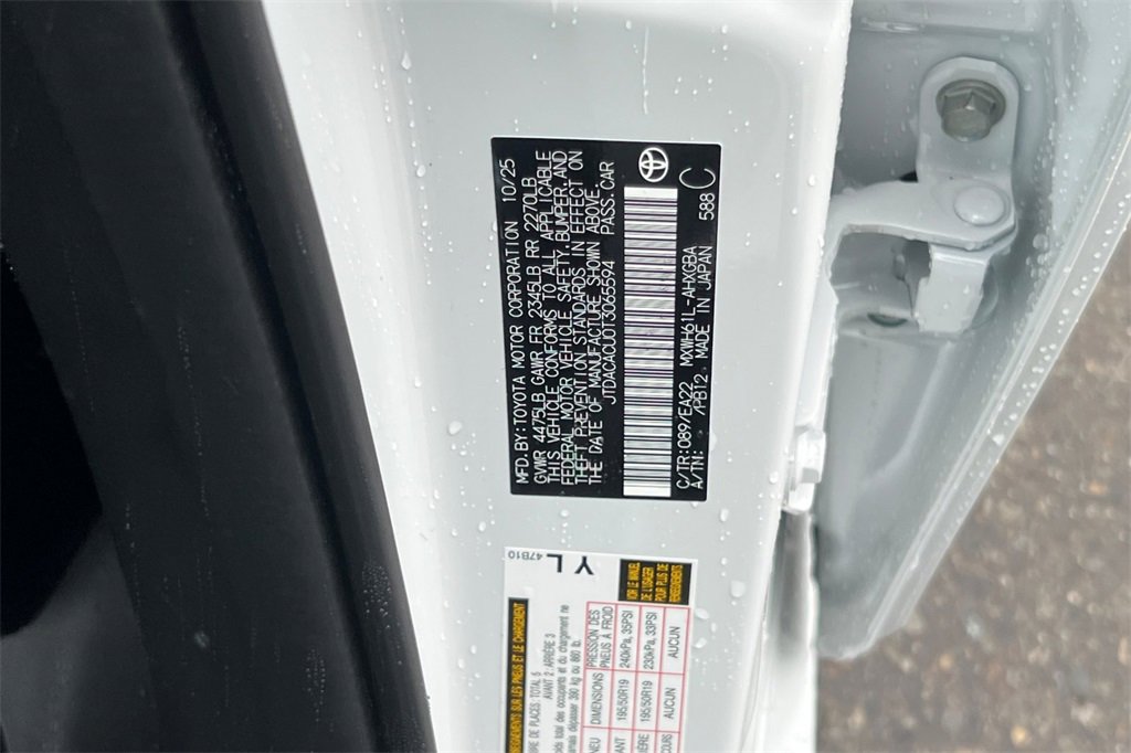 New 2026 Toyota Prius Plug-In Hybrid image 28