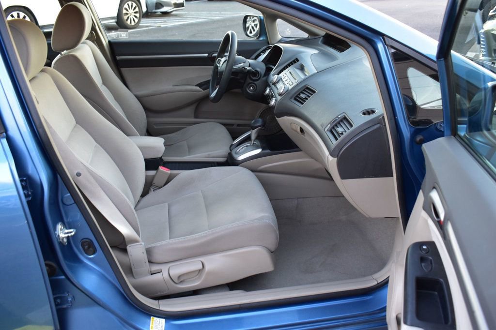 Used 2010 Honda Civic Hybrid Sedan image 17