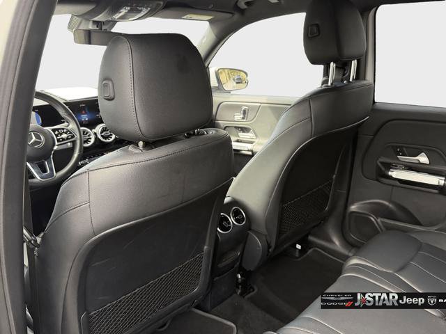 Used 2023 Mercedes-Benz EQB 300 4MATIC image 19