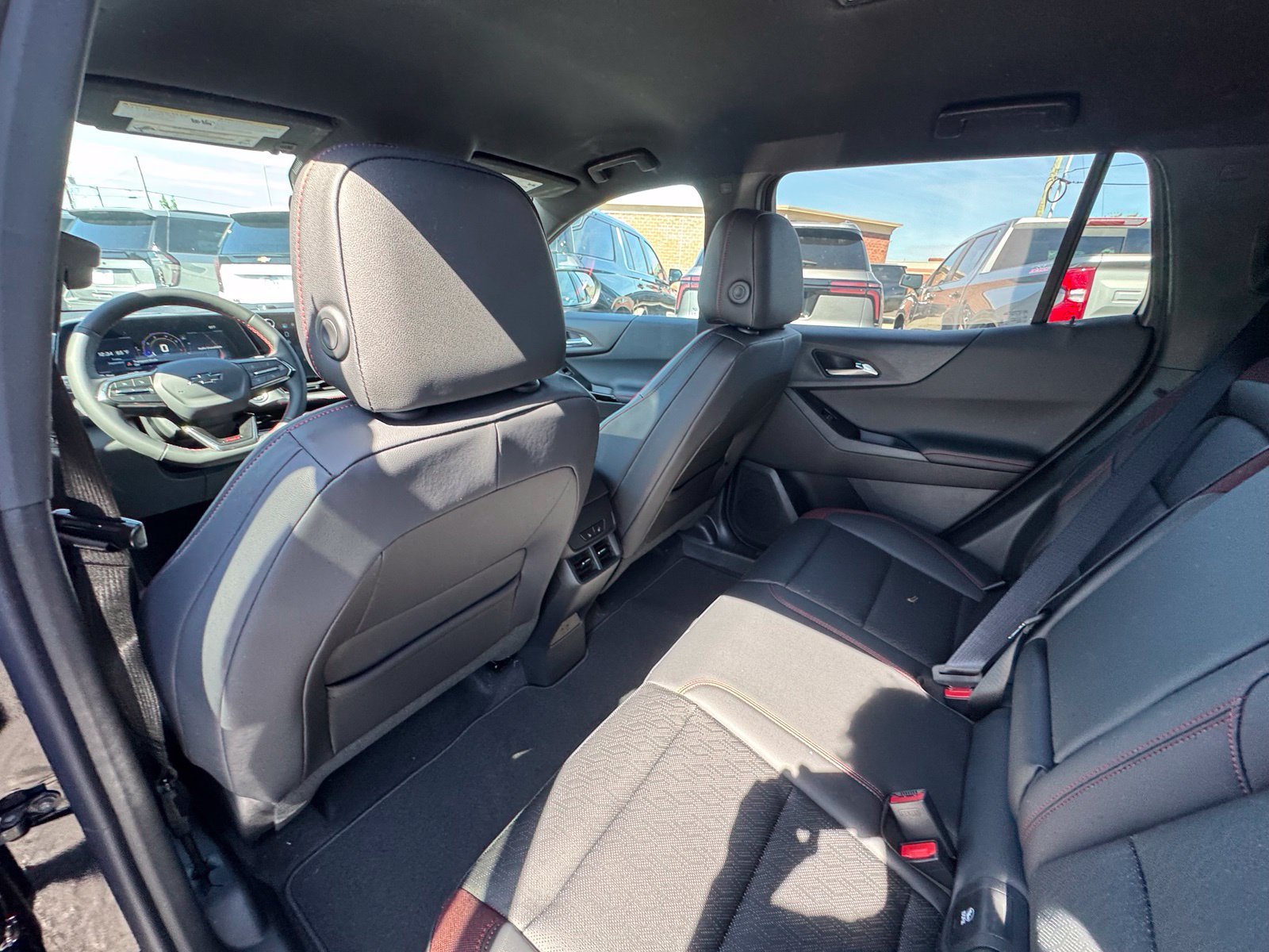 New 2027 Chevrolet Equinox RS AWD/4WD image 27
