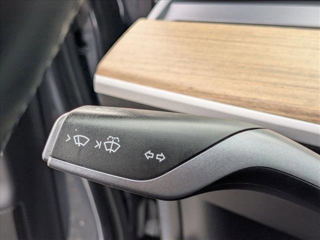 Used 2018 Tesla Model 3 Long Range image 18