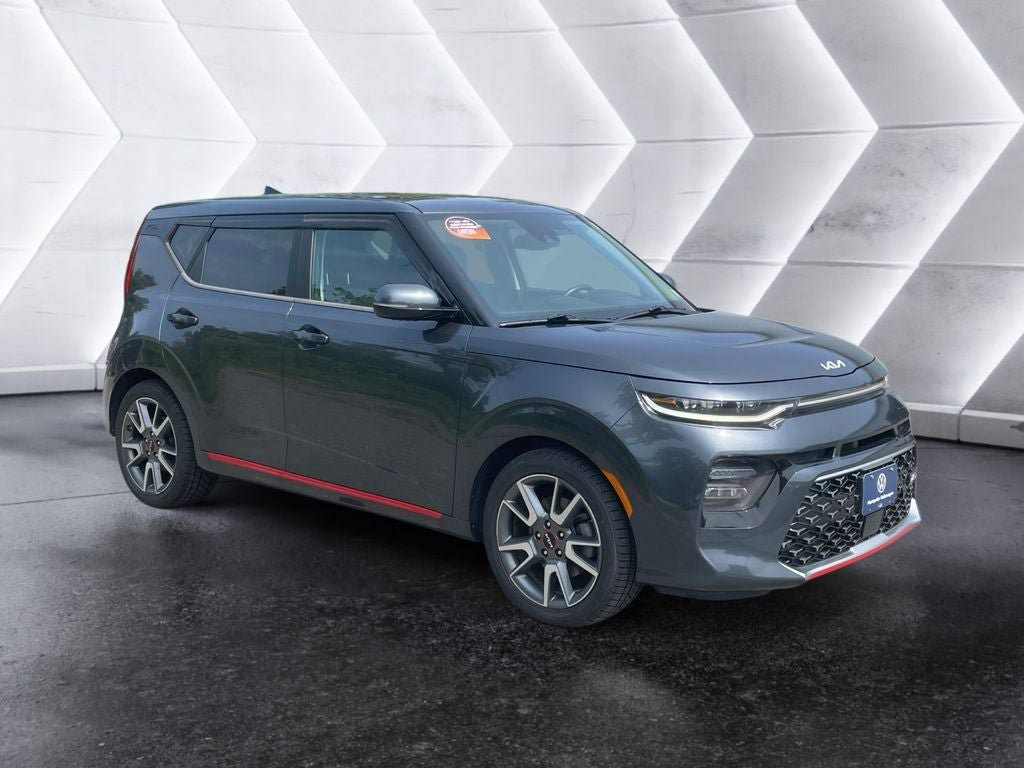 Used 2022 Kia Soul Turbo FWD image 3