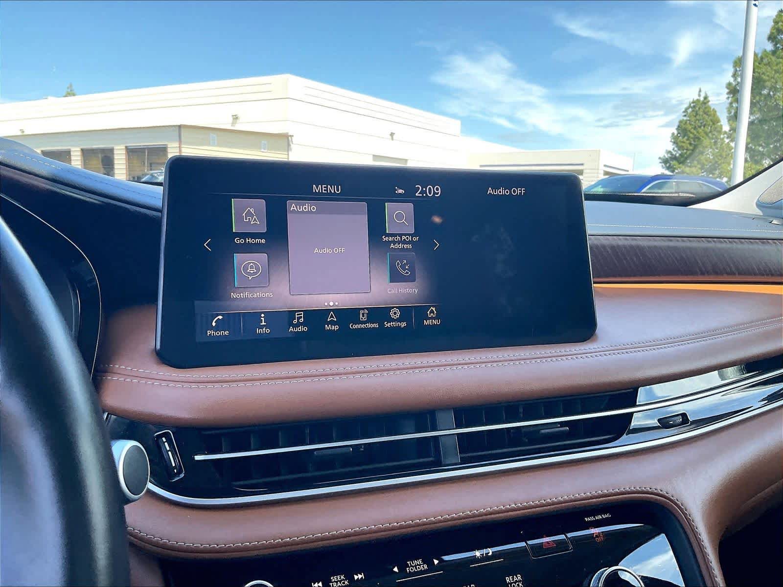 Used 2024 INFINITI QX60 Sensory w/ Vision Package AWD/4WD image 22