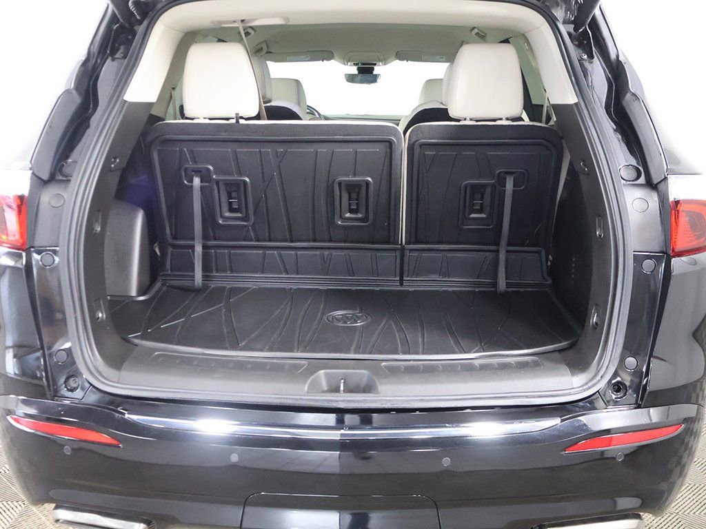 Used 2023 Buick Enclave Essence image 21