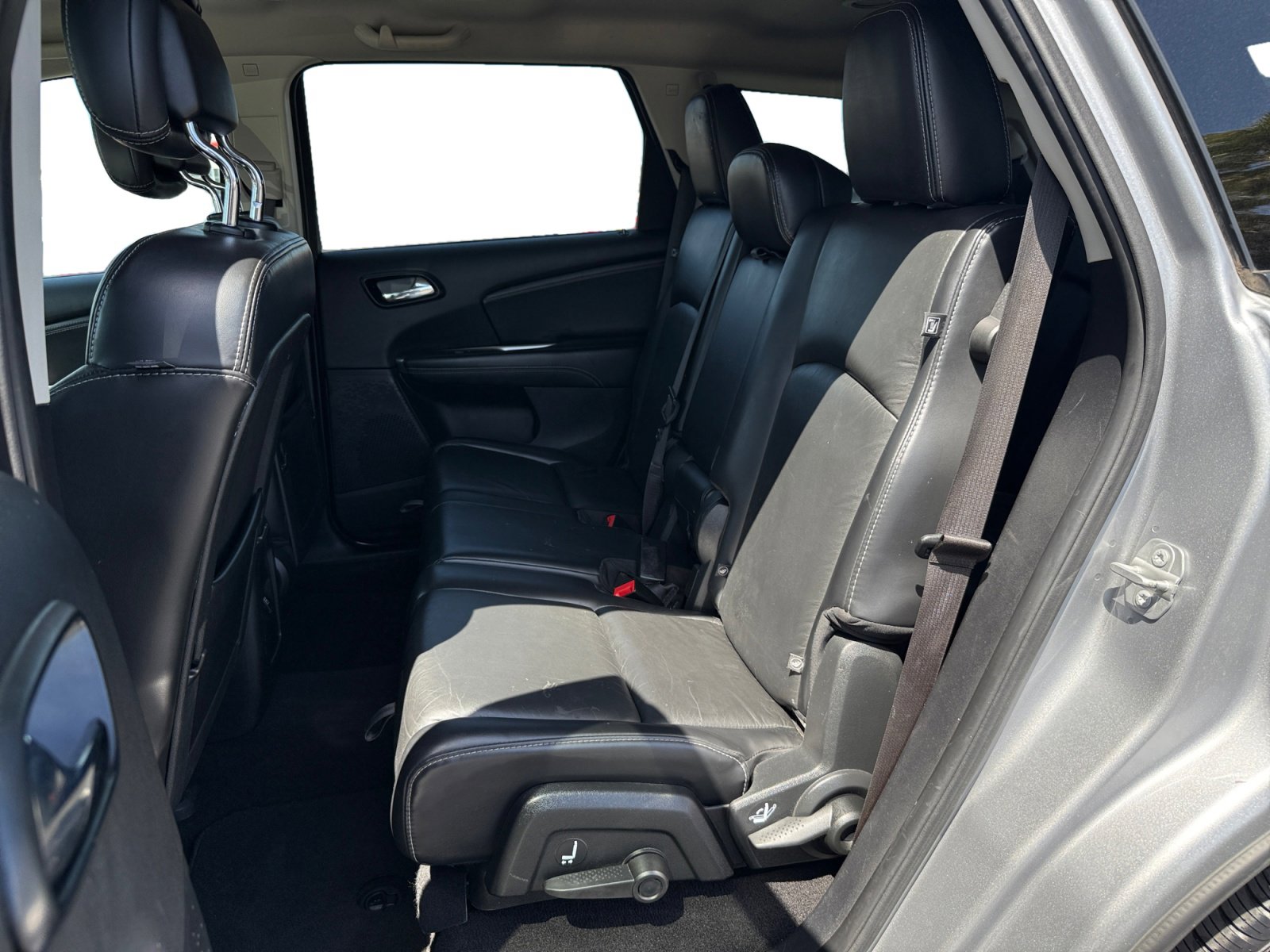 Used 2018 Dodge Journey Crossroad w/ Popular Equipment Group FWD image 16