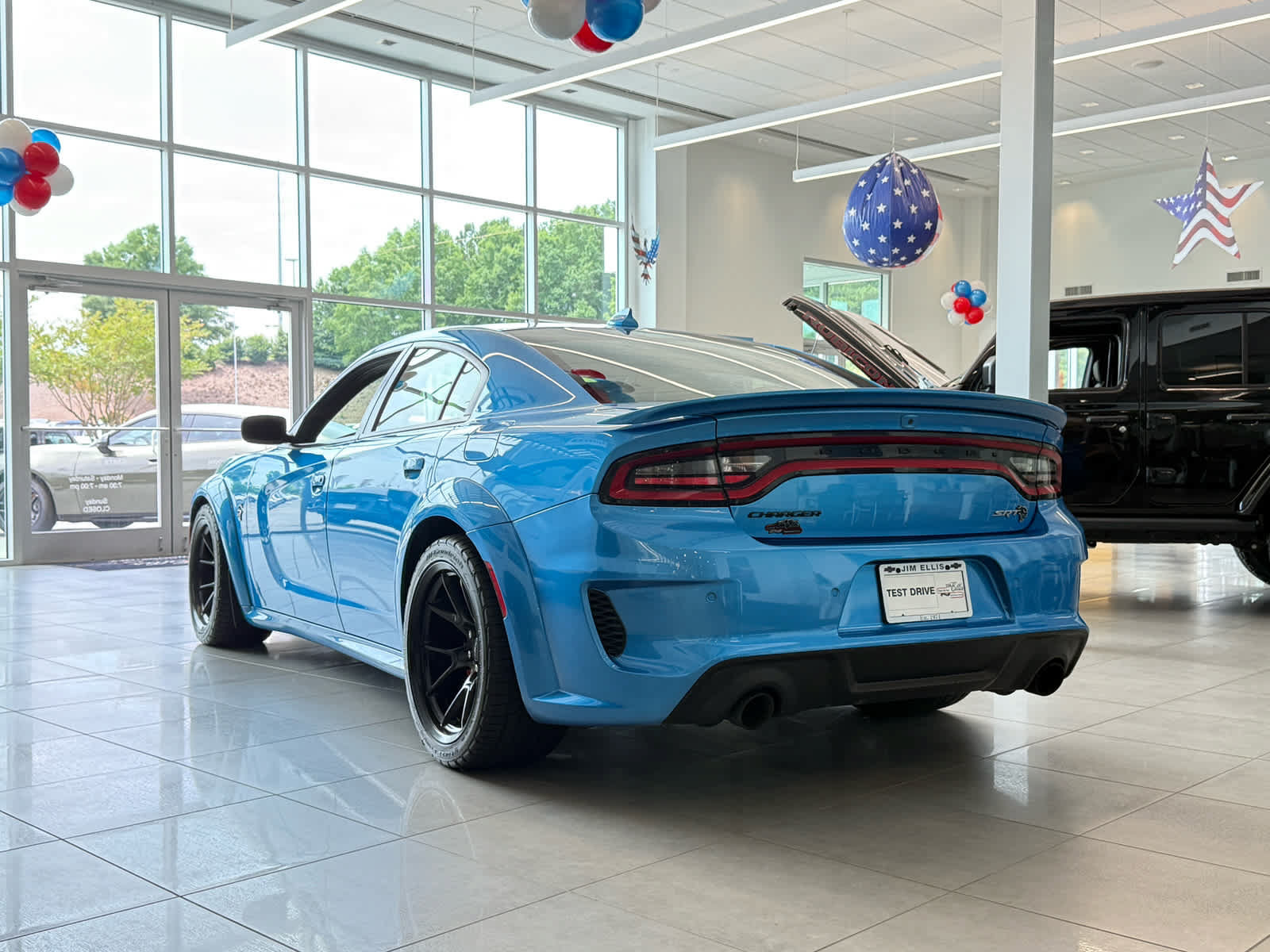 Used 2023 Dodge Charger SRT Hellcat RWD image 2