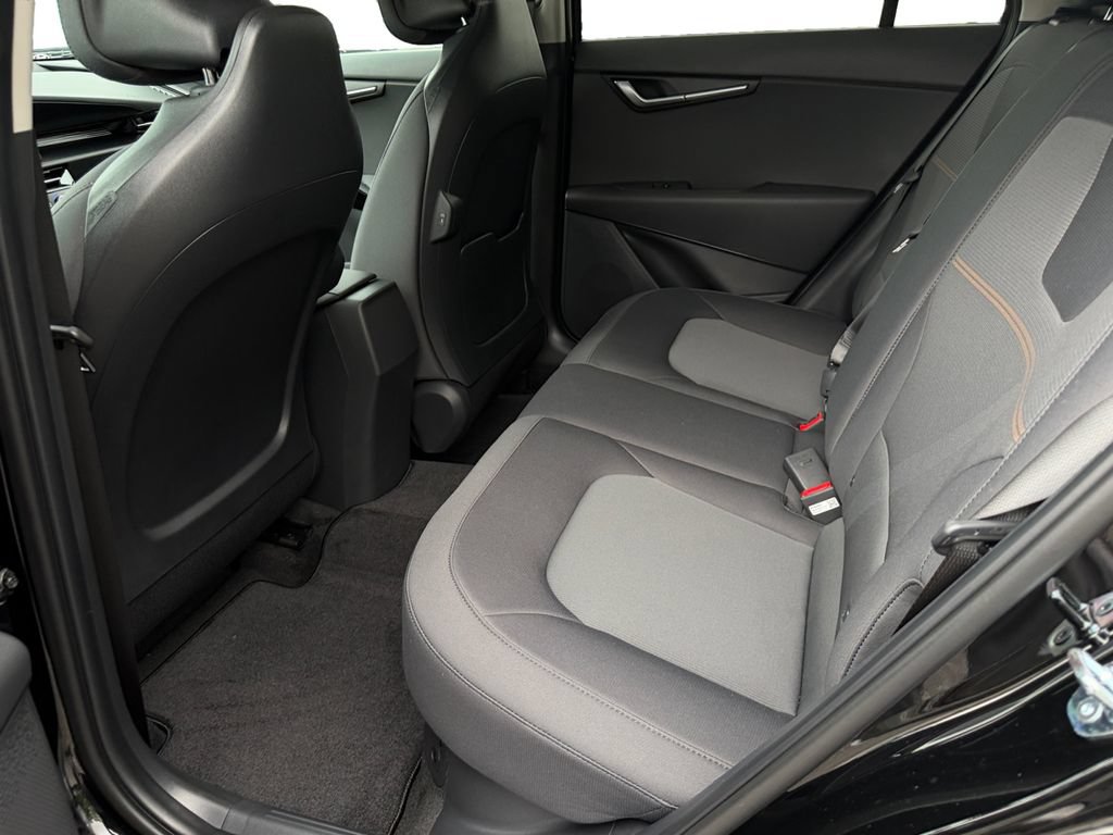 New 2026 Kia Niro LX FWD image 9